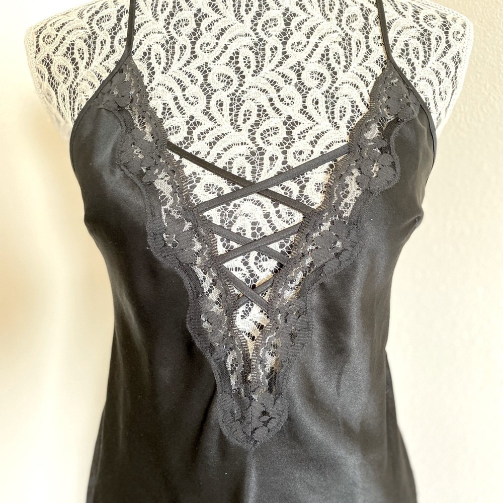 VS criss cross detail slip - Picture 3 of 6